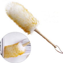 China factory wholesale 24 Inch Pure Lambs Wool yellow Duster with long Wood Handle